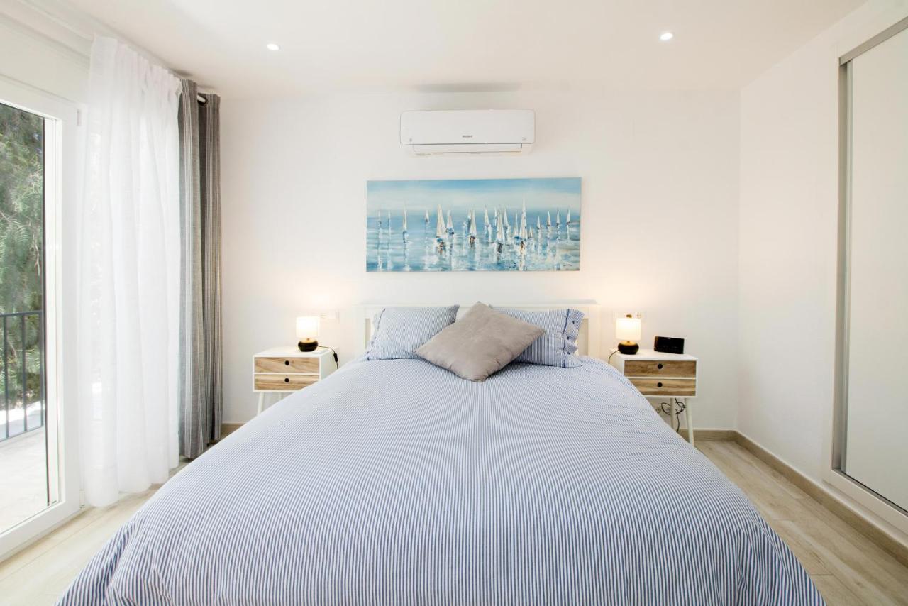 Perfectly Located Beachside Apartment In Elviria Marbella Bagian luar foto
