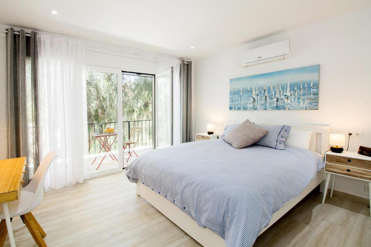 Perfectly Located Beachside Apartment In Elviria Marbella Bagian luar foto